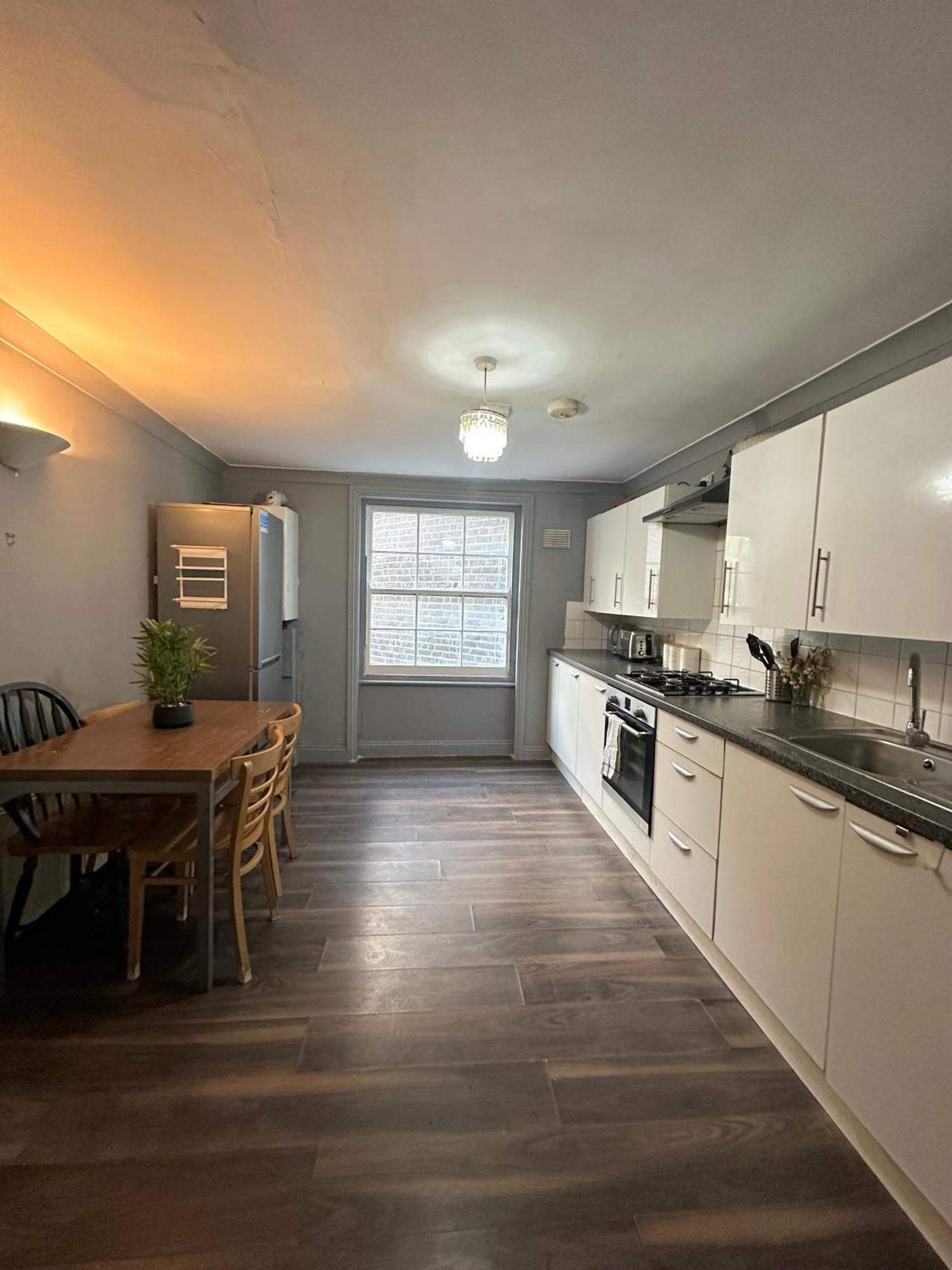 Luxury Room In A 4 Bedroom Flat! 4 Minutes Walk To Kingscross, St Pancras London Eksteriør bilde