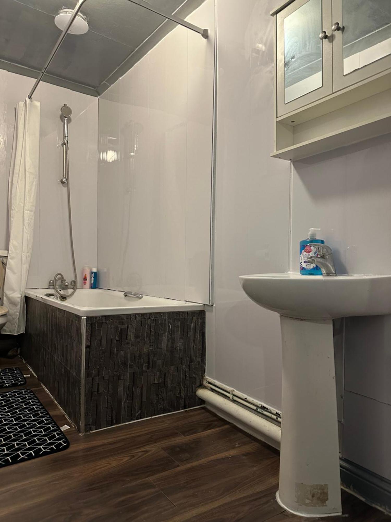 Luxury Room In A 4 Bedroom Flat! 4 Minutes Walk To Kingscross, St Pancras London Eksteriør bilde