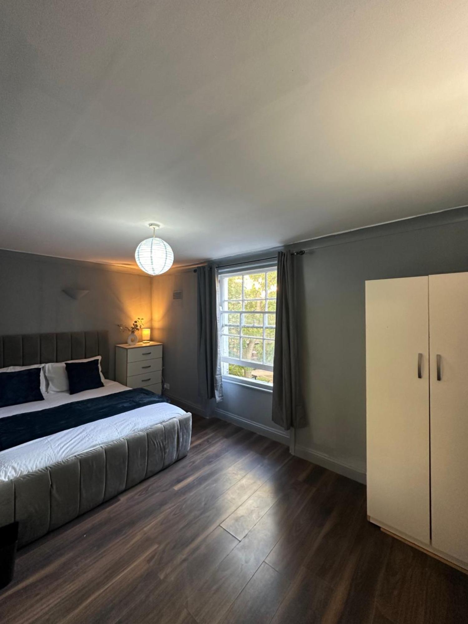 Luxury Room In A 4 Bedroom Flat! 4 Minutes Walk To Kingscross, St Pancras London Eksteriør bilde