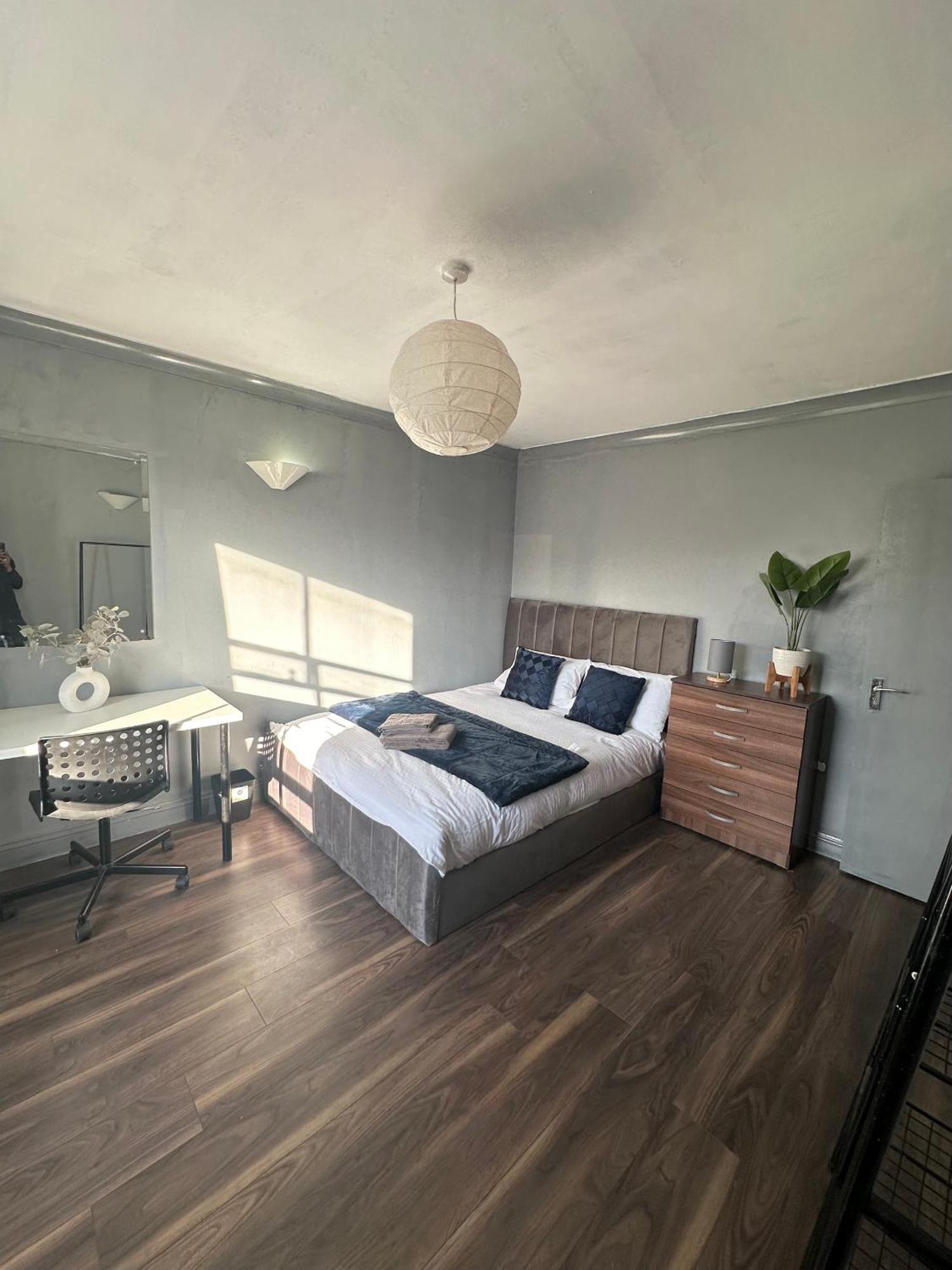 Luxury Room In A 4 Bedroom Flat! 4 Minutes Walk To Kingscross, St Pancras London Eksteriør bilde