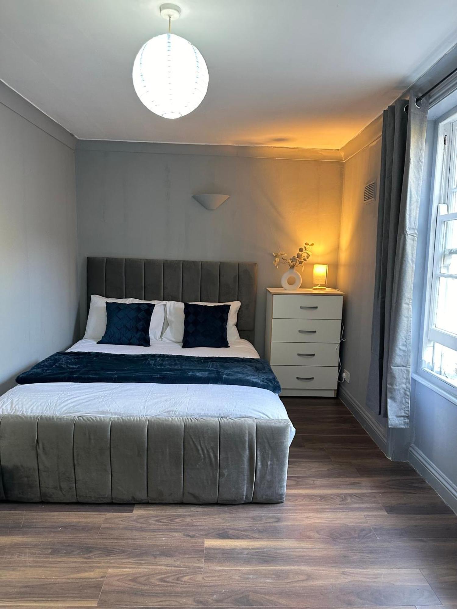 Luxury Room In A 4 Bedroom Flat! 4 Minutes Walk To Kingscross, St Pancras London Eksteriør bilde