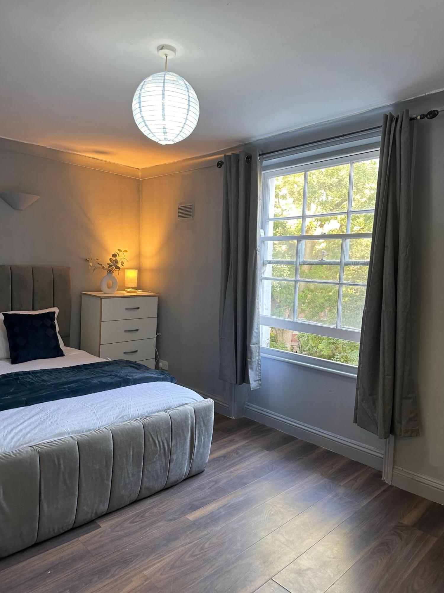Luxury Room In A 4 Bedroom Flat! 4 Minutes Walk To Kingscross, St Pancras London Eksteriør bilde