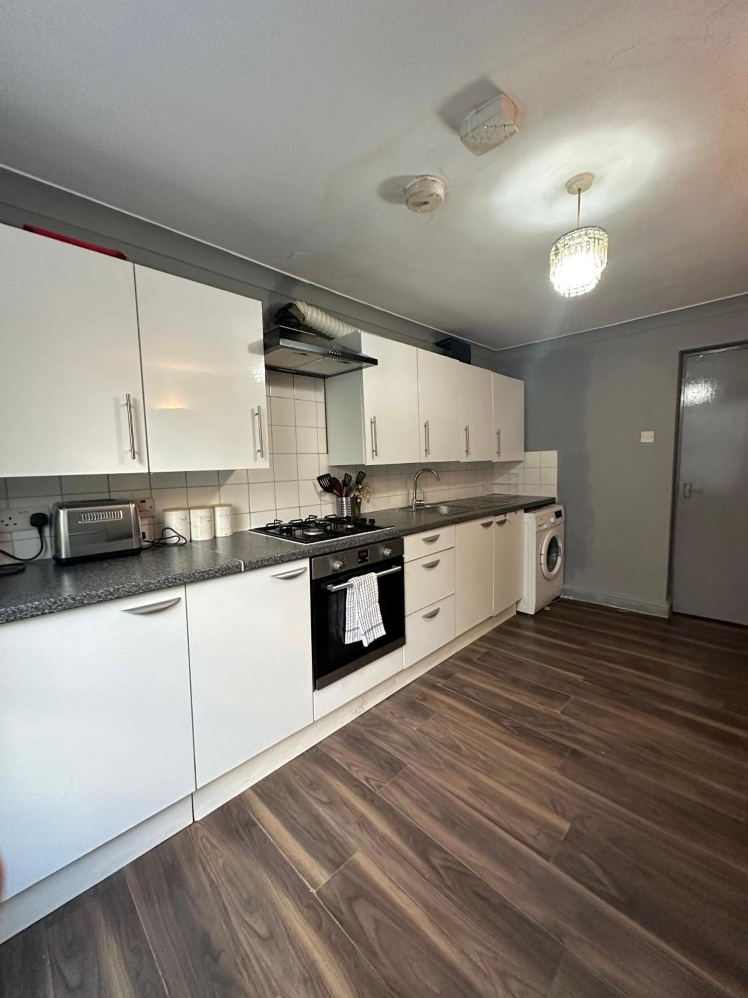 Luxury Room In A 4 Bedroom Flat! 4 Minutes Walk To Kingscross, St Pancras London Eksteriør bilde